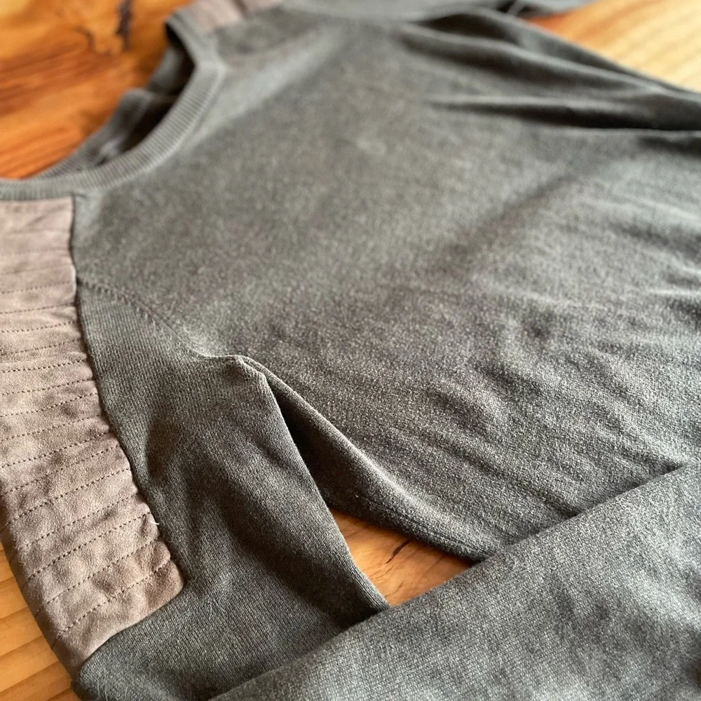 All Saints Olive Green Sweater with Leather Shoulders - Picture 7 of 10